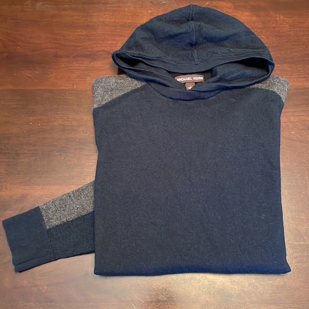 Michael Kors Hooded Mens Sweater. Made of Merino Wool, (fits a Small). EUC
